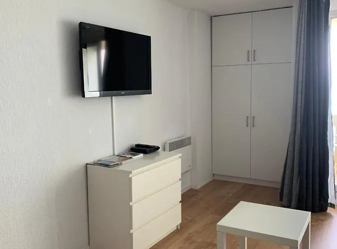 L'ocean A Perte De Vue, La Grande A Vos Pieds